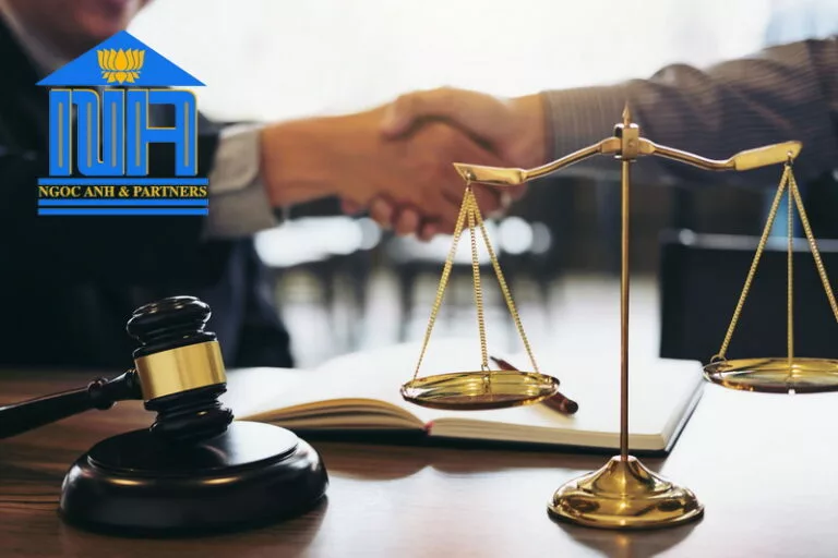 Luật sư tranh tụng các vụ án cho doanh nghiệp