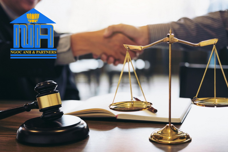 Luật sư tranh tụng các vụ án cho doanh nghiệp