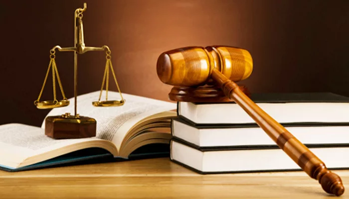 Luật sư nước ngoài được cấp phép hành nghề Luật sư tại VN có phải xin giấy phép lao động?