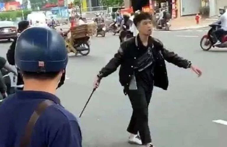 Đập phá nhà người khác thì có bị truy cứu trách nhiệm hình sự không?