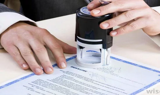 Hợp đồng không đóng dấu, không giáp lai có hiệu lực không?