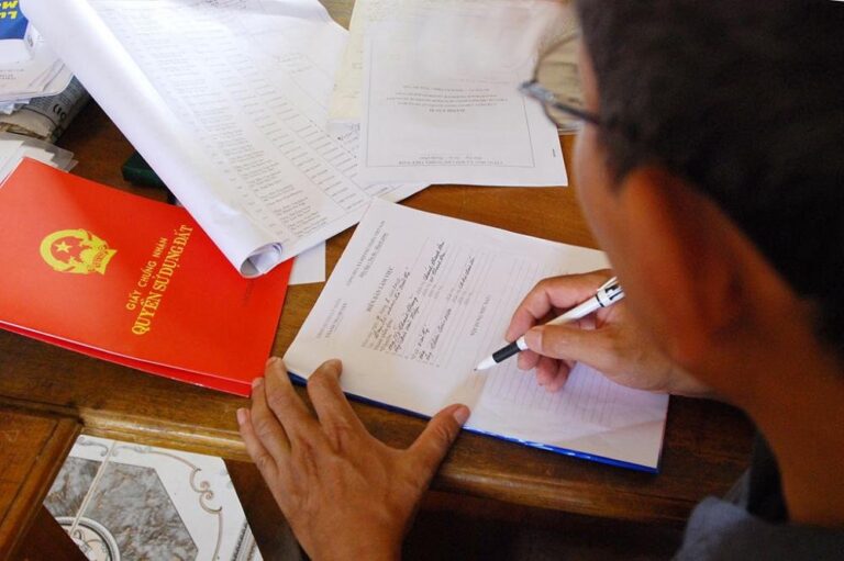 Thủ tục, chi phí sang tên quyền sử dụng đất được thừa kế