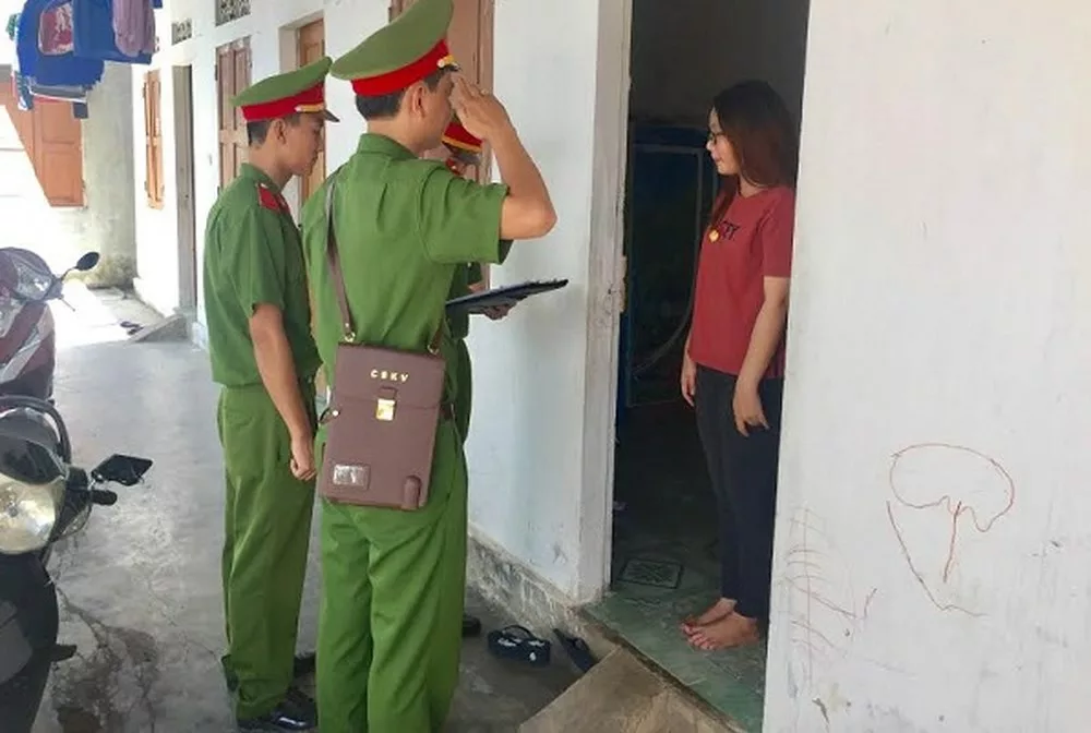 Khi nào phải đăng ký tạm trú? Có xử phạt chủ trọ hay người thuê trọ khi không đăng ký tạm trú hay không?