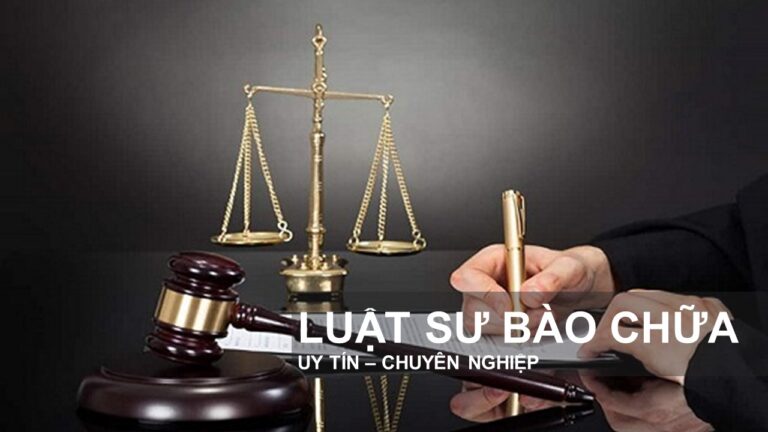 Luật sư bào chữa cho bị cáo trong phiên tòa hình sự