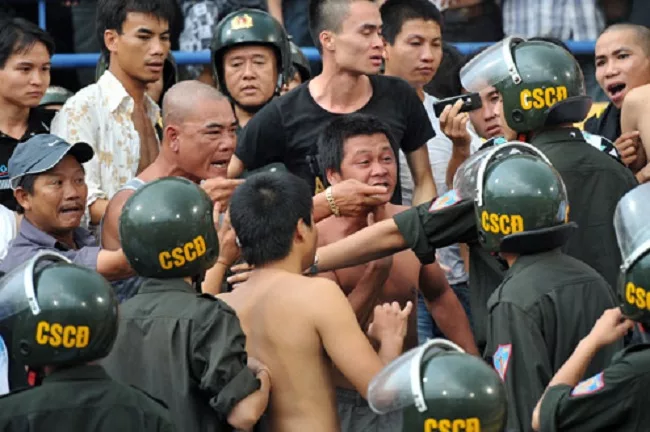 Tụ tập gây mất trật tự công cộng bị xử phạt như thế nào?