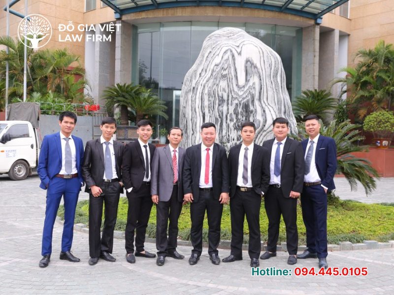 Tuyển dụng luật sư