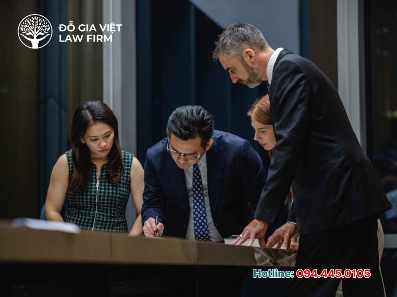 thuê luật sư bào chữa giỏi tại Hà Nội 