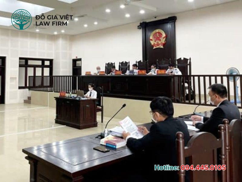 thuê luật sư bào chữa giỏi tại Hà Nội 