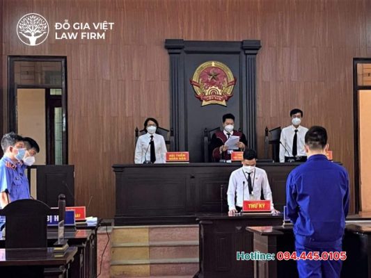 Bản án hình sự sơ thẩm có hiệu lực khi nào theo quy định của pháp luật?