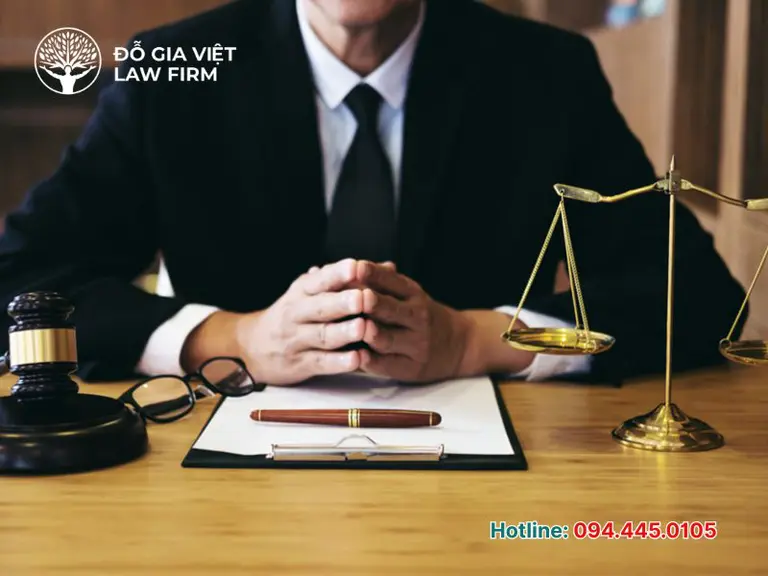 Luật sư tranh tụng là gì? Vai trò và quyền hạn theo quy định pháp luật