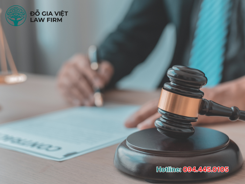 thuê luật sư chuyên nghiệp