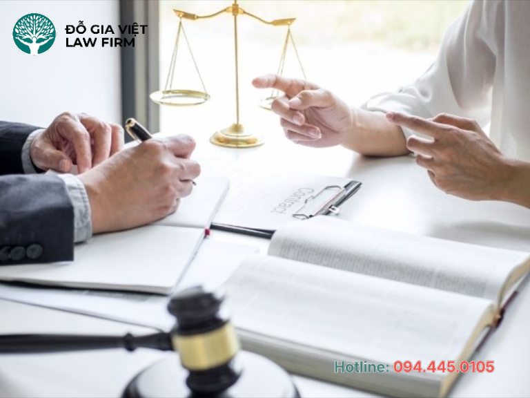 thuê luật sư khởi kiện đòi nợ
