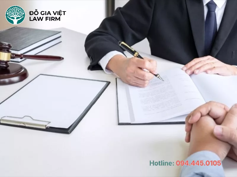 thuê luật sư khởi kiện đòi nợ