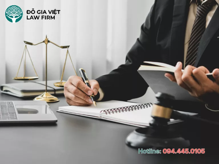 Chi phí thuê luật sư bào chữa bao nhiêu? Có phù hợp với điều kiện kinh tế?