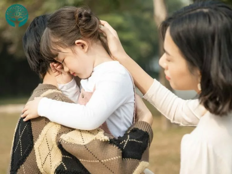 Thuê luật sư giành quyền nuôi con có khả năng thắng ra sao?