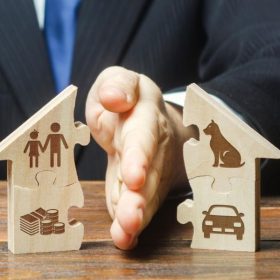 Thuê luật sư chia tài sản khi ly hôn để bảo vệ quyền lợi và tránh bị chia thiệt