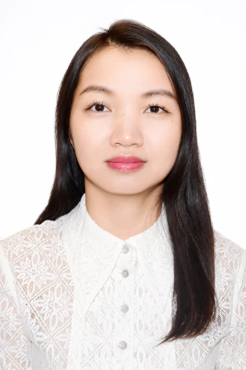Chuyên viên pháp lý Phạm Thị Loan